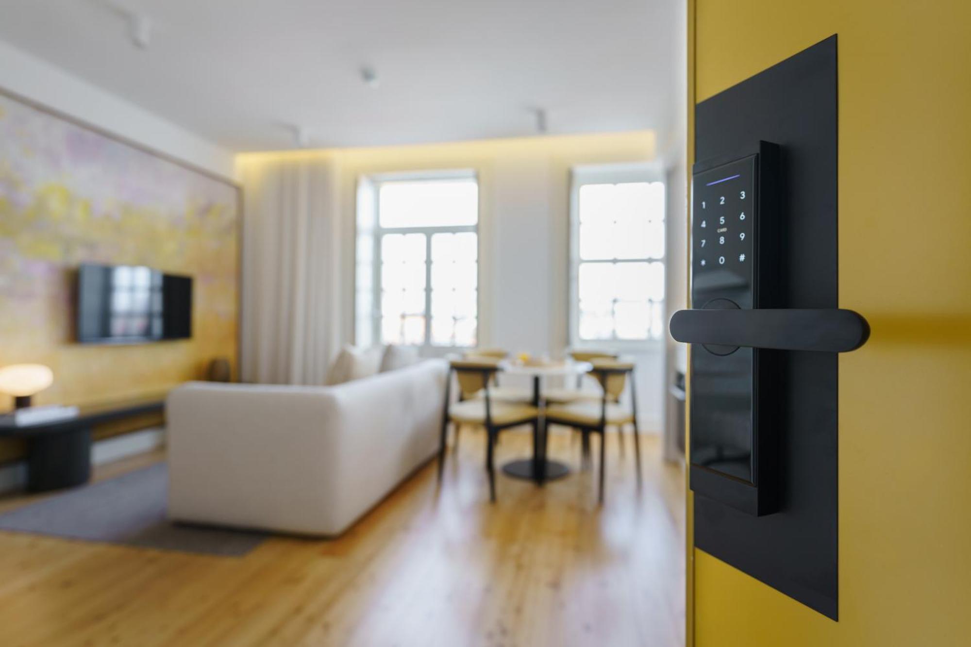Feel Porto Clerigos Charm Flats Apartment Ngoại thất bức ảnh