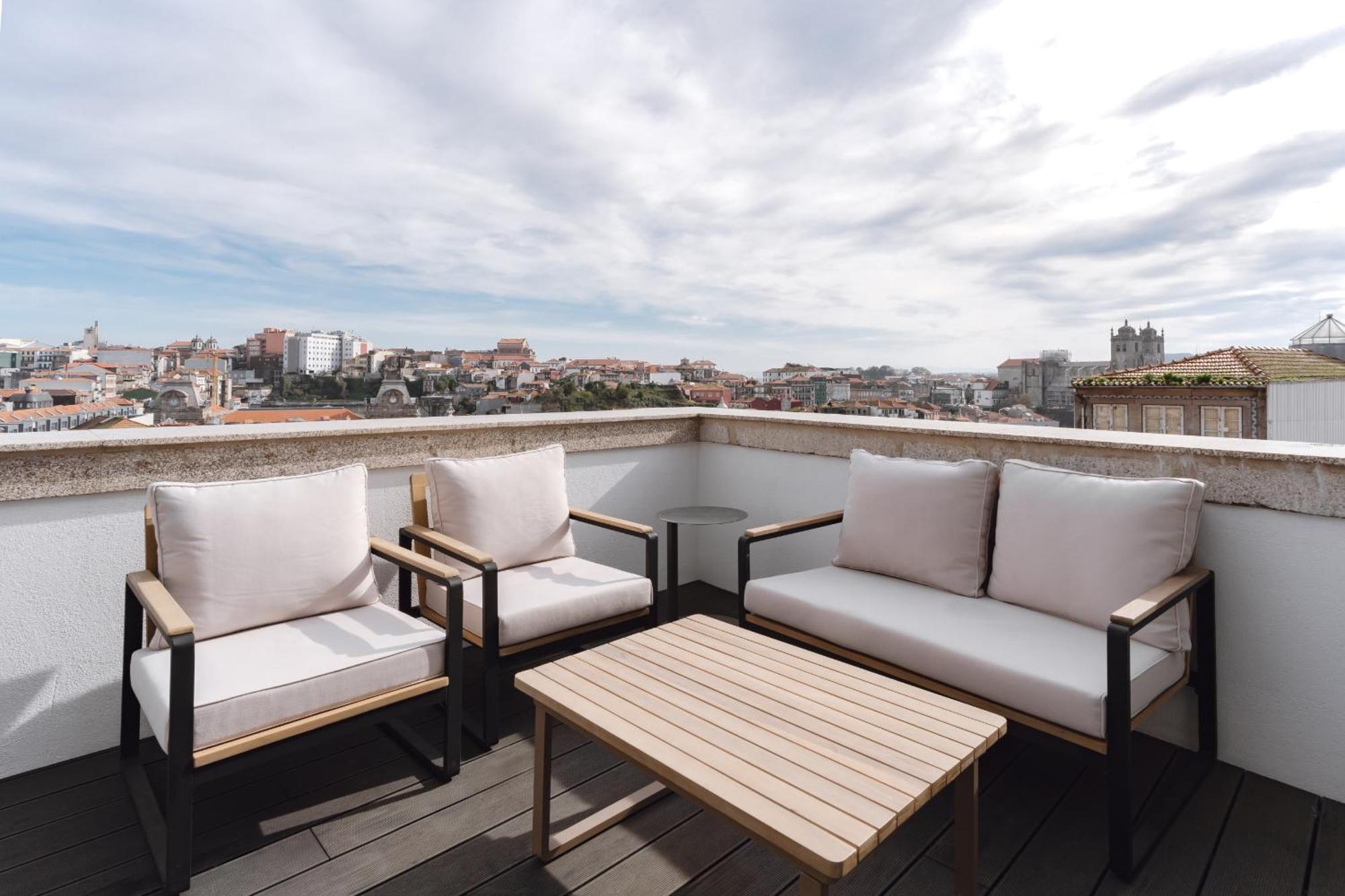 Feel Porto Clerigos Charm Flats Apartment Ngoại thất bức ảnh